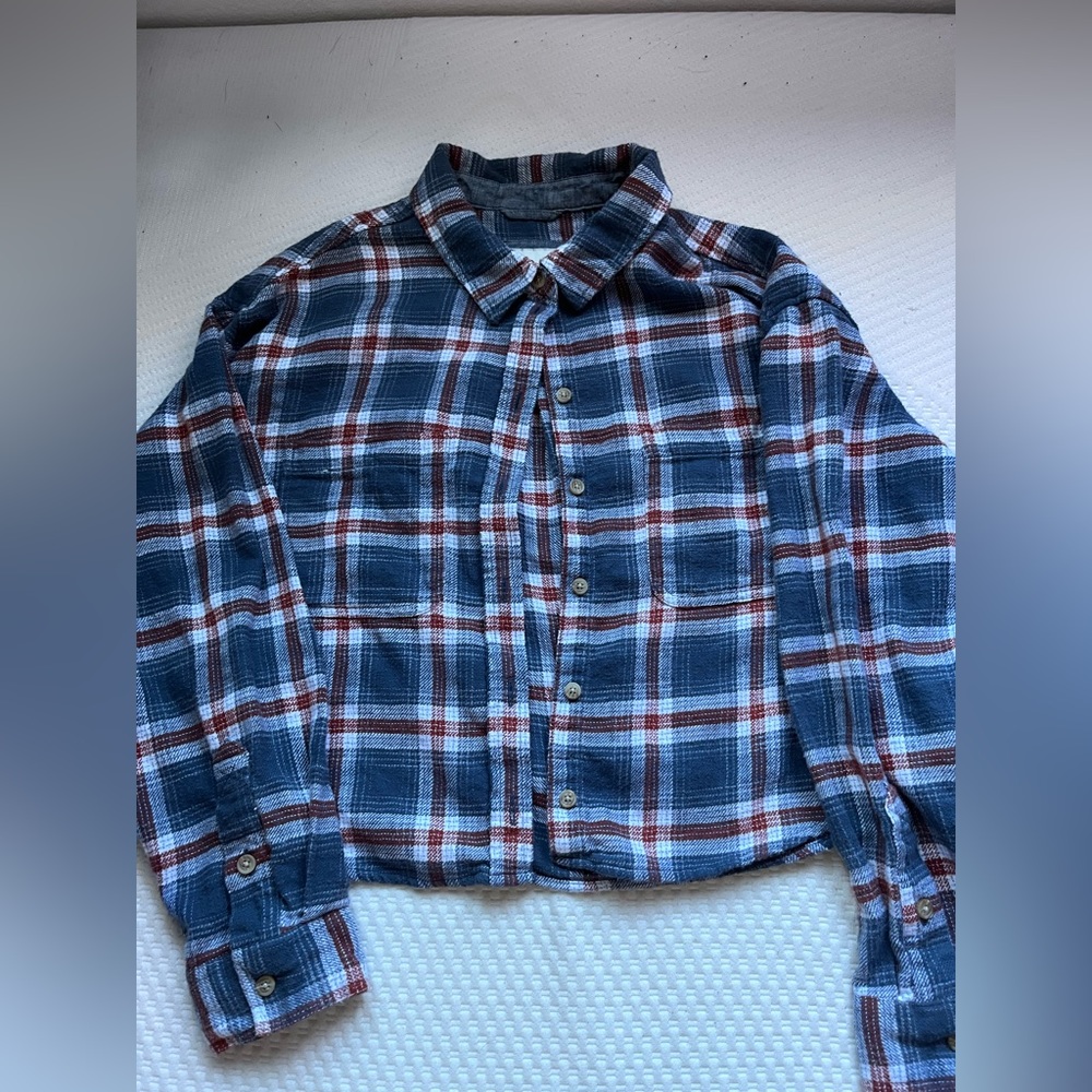 American Eagle Blue Cropped Flannel
